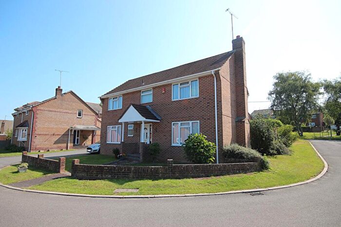 4 Bedroom Detached House For Sale In Dairy Close, Corfe Mullen, Wimborne, Dorset, BH21