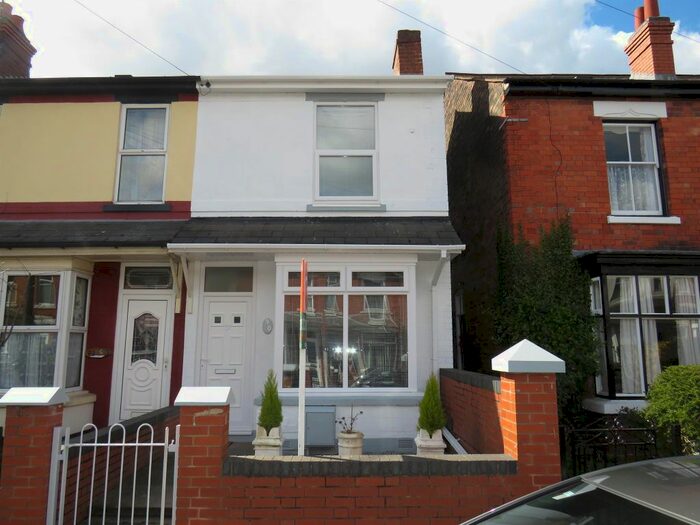 2 Bedroom Property To Rent In Bruford Road, Wolverhampton, WV3