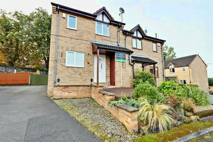 2 Bedroom Semi-Detached House To Rent In Torrani Way, North Wingfield, Chesterfield, Derbyshire S42