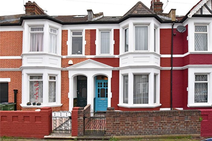 2 Bedroom Terraced House For Sale In Eastcombe Avenue, Charlton, London, SE7