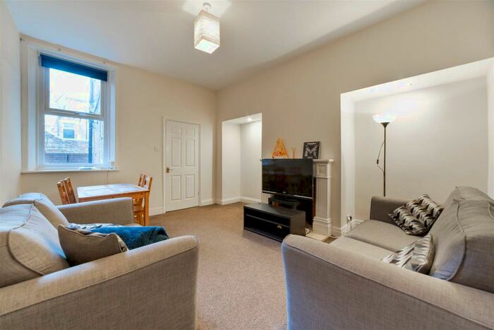 2 Bedroom Flat To Rent In &#pppw - Ashleigh Grove, West Jesmond, NE2