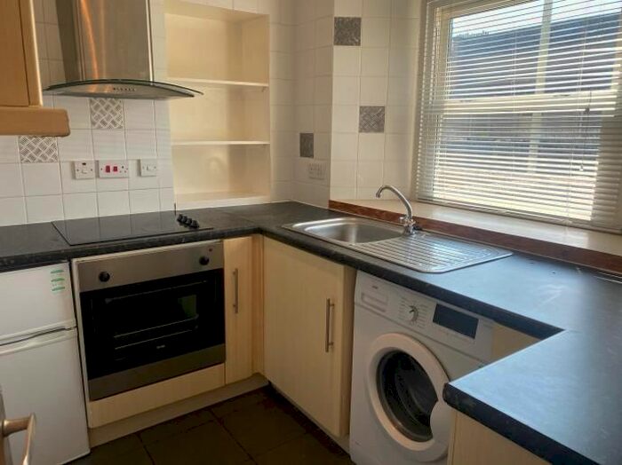 1 Bedroom Flat To Rent In Milnbank Road, Dundee, DD1