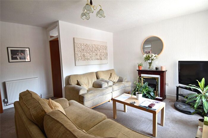 2 Bedroom Flat For Sale In Heriotts Court, Droitwich, Worcestershire, WR9