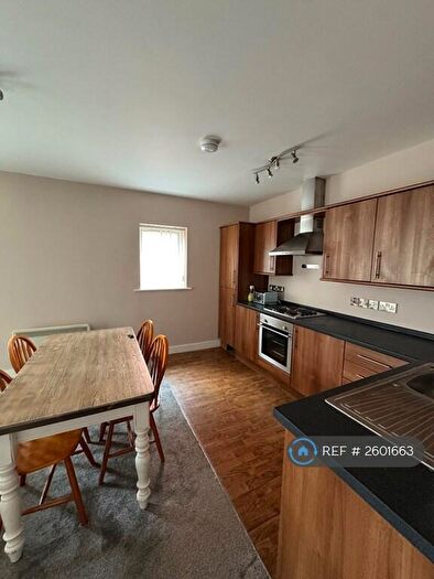 2 Bedroom Flat To Rent In Georgia Ave, Didsbury, M20