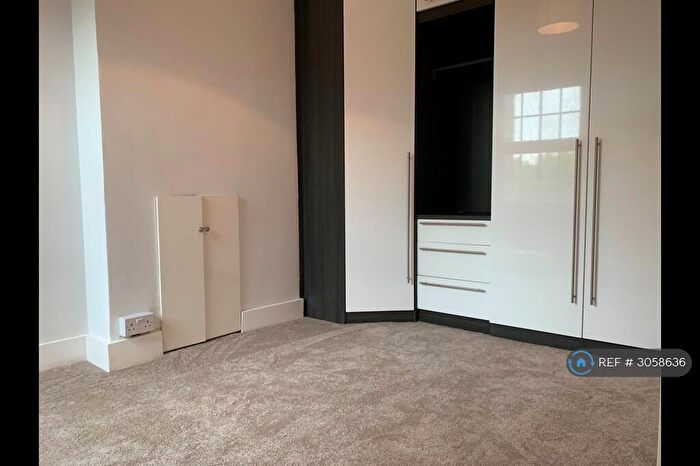 1 Bedroom Flat To Rent In Montague Road, Slough, SL1