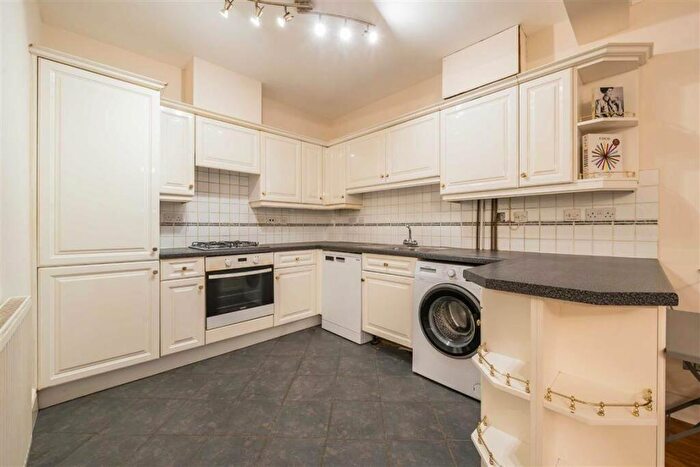 2 Bedroom Flat For Sale In Folgate Street, Spitalfields, E1