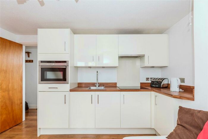 1 Bedroom Apartment To Rent In College Road, Clifton, Bristol, BS8