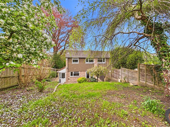 3 Bedroom Semi Detached House For Sale In Belle Vue Road, Stroud, Gloucestershire, GL5