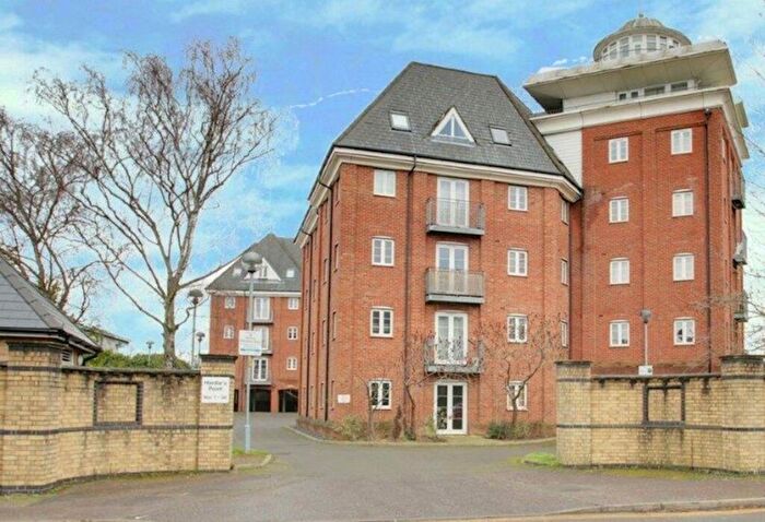2 Bedroom Flat To Rent In Hardies Point, Hawkins Road, Colchester, CO2
