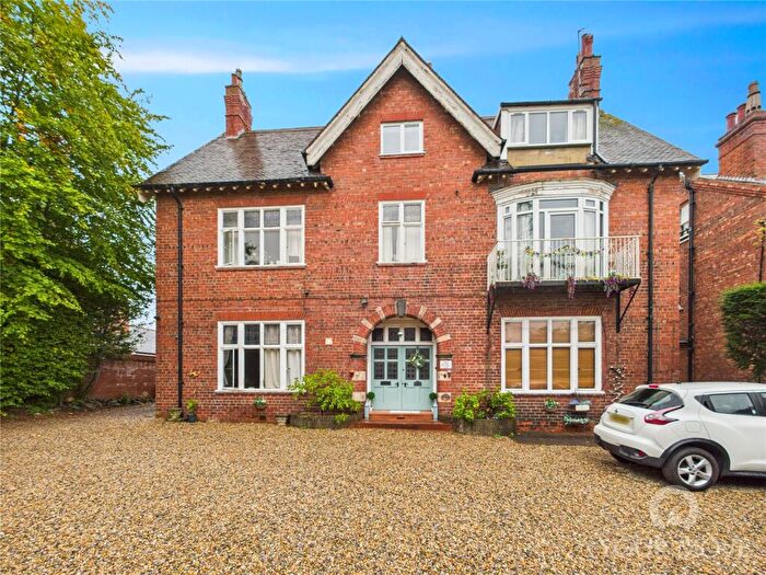 3 Bedroom Flat For Sale In Abbey Road, Darlington, Durham, DL3