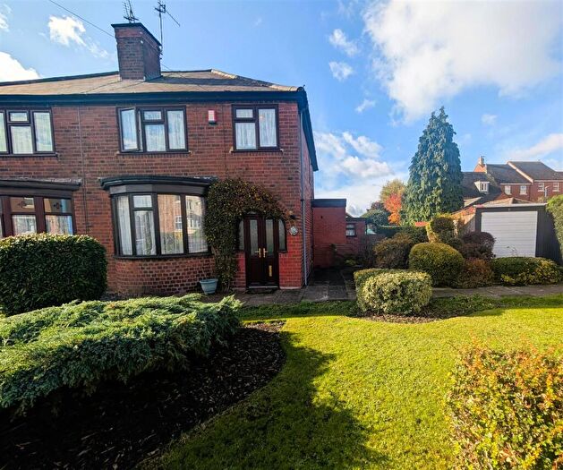 3 Bedroom Semi Detached House For Sale In Carnegie Road, Rowley Regis, B65