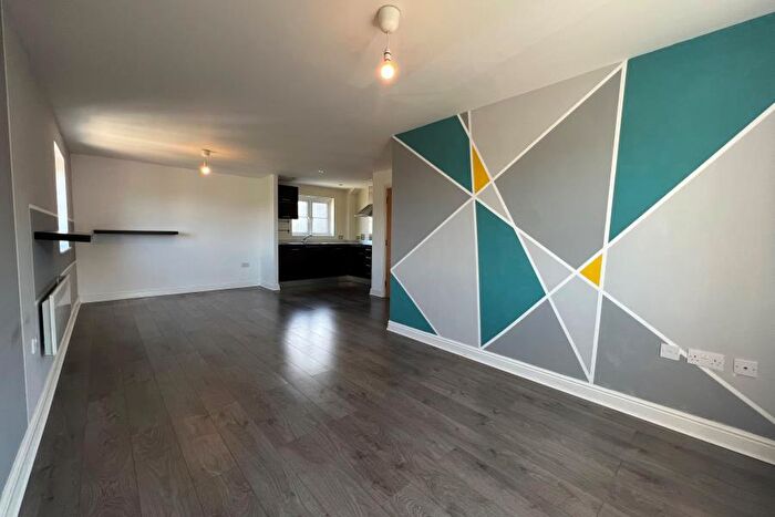 2 Bedroom Apartment To Rent In Woking, Surrey, GU21