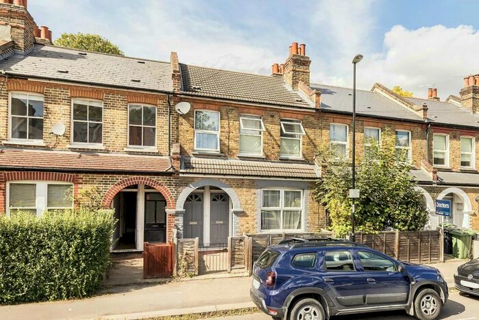 1 Bedroom Flat To Rent In Malyons Road, London, SE13