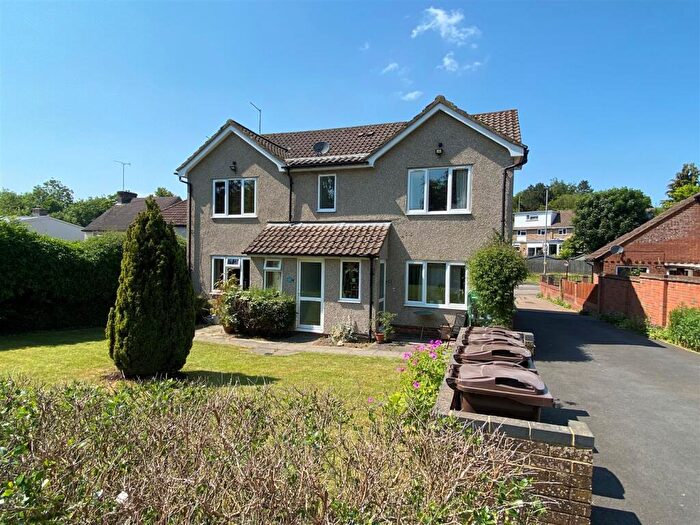 1 Bedroom Flat To Rent In Batchwood Court, Batchwood Drive, St. Albans, AL3