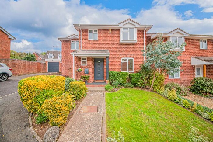 4 Bedroom Detached House For Sale In Birch Grove, Eastleigh, SO50