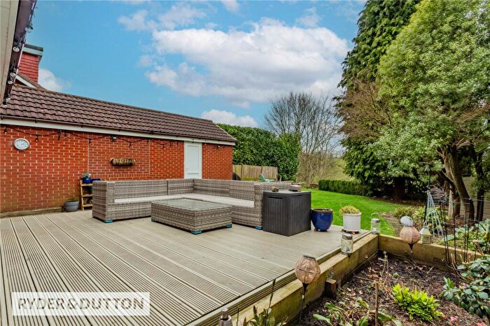 4 Bedroom Detached House For Sale In Kirkdale Drive, Royton, Oldham, Greater Manchester, OL2