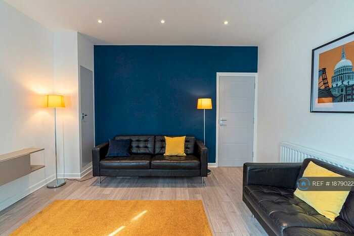 5 Bedroom Terraced House To Rent In Cambridge Road, Southampton, SO14