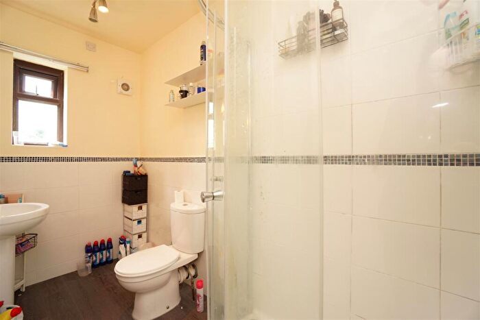2 Bedroom Terraced House To Rent In Heavygate Road, Crookes, Sheffield, S10
