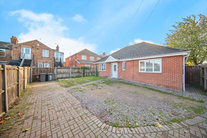 3 Bedroom Bungalow For Sale In Norman Crescent, Ipswich, Suffolk, IP3