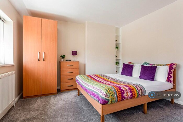 5 Bedroom Semi Detached House To Rent In Southall Avenue, Brighton, BN2