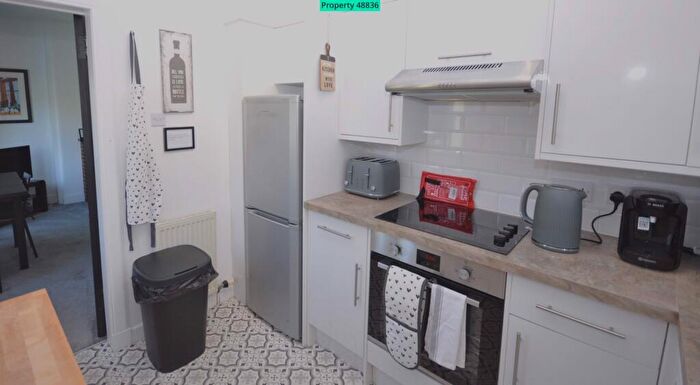 2 Bedroom Bungalow To Rent In Vandeleur Grove, Edinburgh, EH7