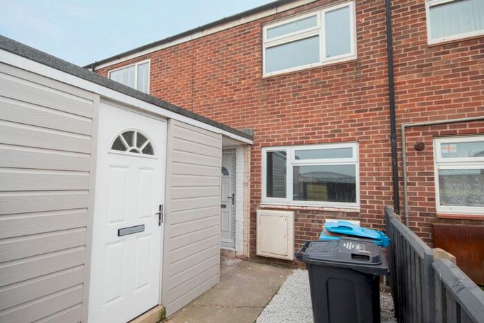 2 Bedroom Terraced House To Rent In Colwyn Close, Hull, HU7