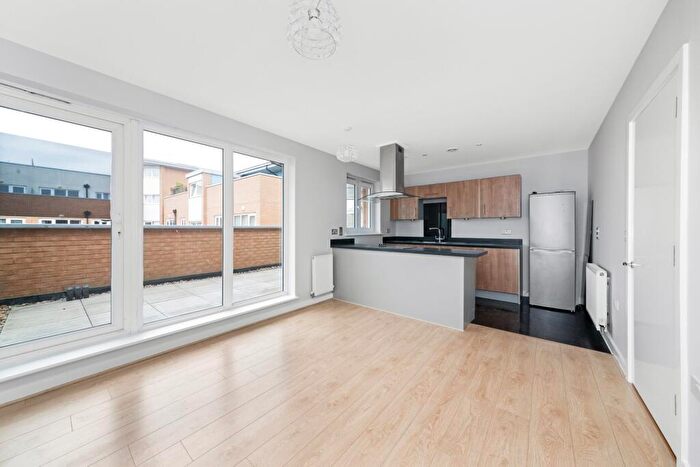 3 Bedroom Apartment To Rent In Whitestone Way, Croydon, CR0