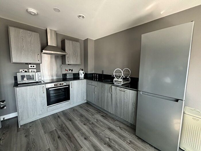 2 Bedroom Flat To Rent In Keel Wharf, Liverpool, L3