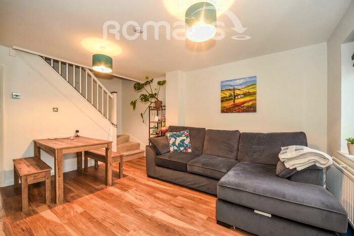 2 Bedroom Terraced House To Rent In Angel Place, Binfield, Bracknell, RG42