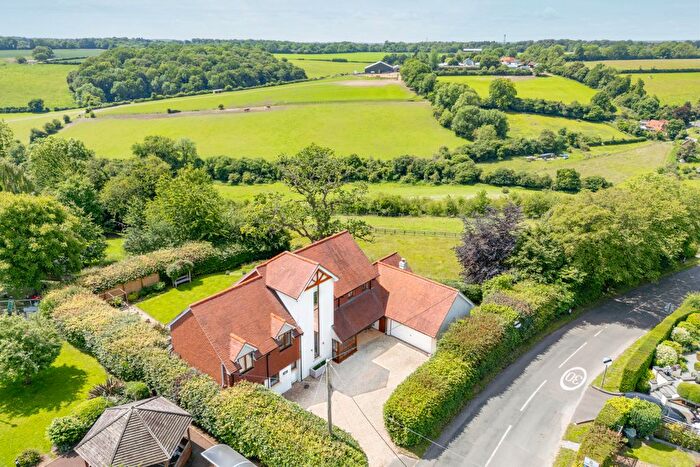 5 Bedroom Detached House For Sale In Arcturus House, Flowers Bottom Lane, Speen, Princes Risborough, Buckinghamshire, HP27