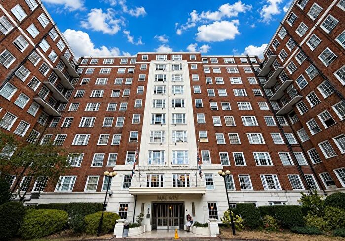 1 Bedroom Flat For Sale In Flat Park West, Edgware Road, Paddington, London, W2
