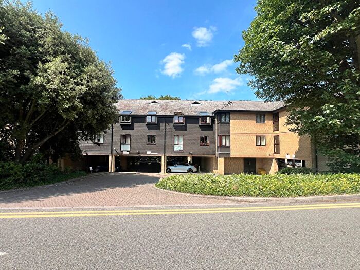 1 Bedroom Flat To Rent In Gresley Lodge, Royston, SG8