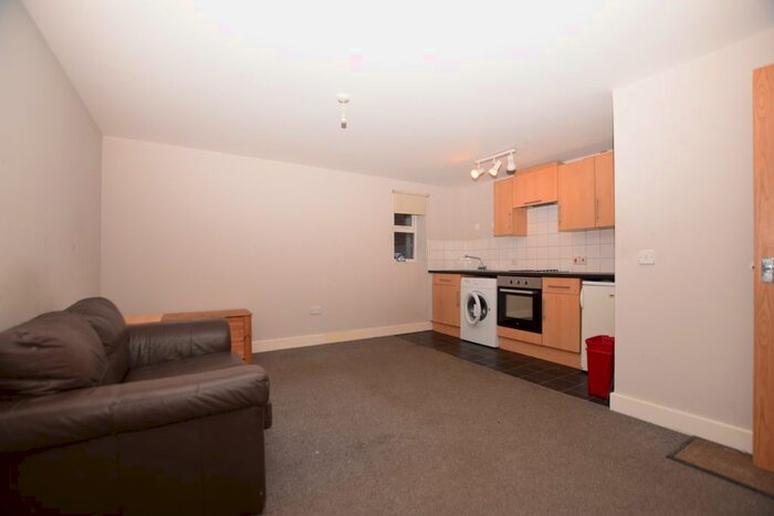 1 Bedroom Flat To Rent In Roseberry Park, Redfield, Bristol BS5