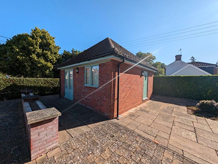 1 Bedroom Detached Bungalow To Rent In Sandy Lane, Snape, Saxmundham, IP17