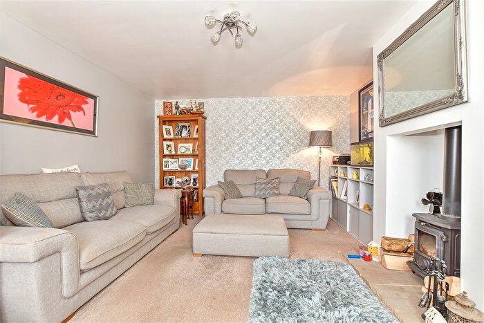 3 Bedroom Semi-detached House For Sale In All Saints Road, Hawkhurst, Cranbrook, Kent, TN18