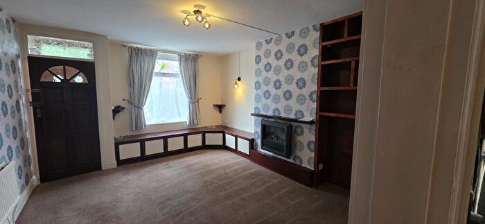 3 Bedroom House To Rent In Springfield Avenue, SK6