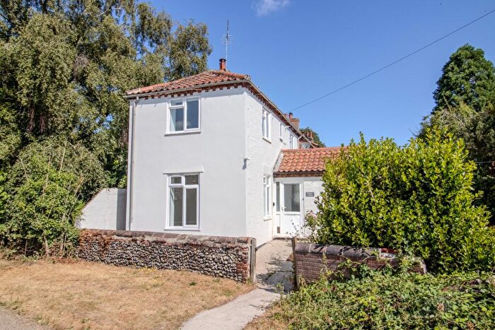 2 Bedroom End Of Terrace House For Sale In Mission Lane, Fakenham, NR21