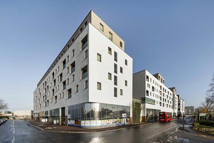 3 Bedroom Flat To Rent In Capitol Way, London, NW9