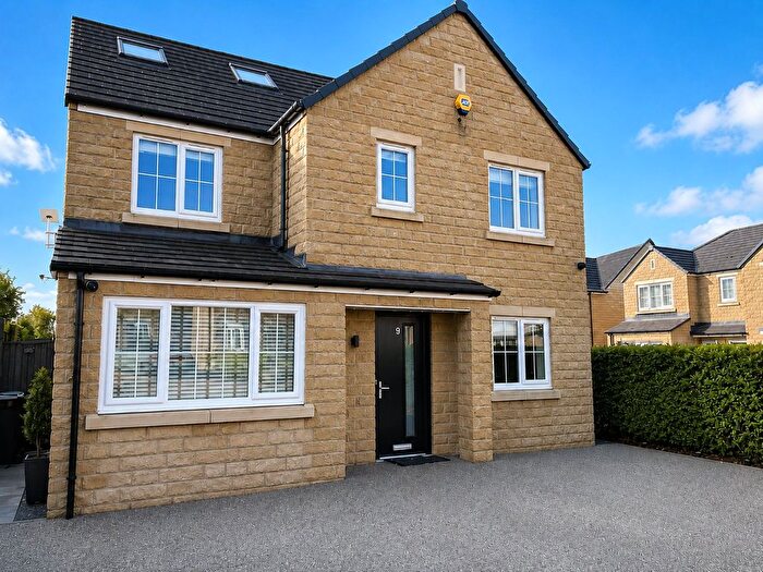 4 Bedroom Detached House For Sale In Standall Close, Dronfield Woodhouse, Dronfield, Derbyshire, S18