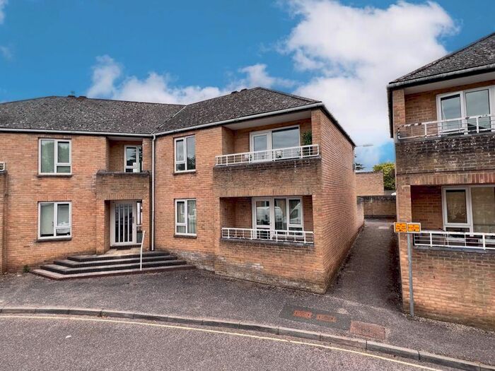 1 Bedroom Flat To Rent In Tauntfield Close, Taunton, TA1