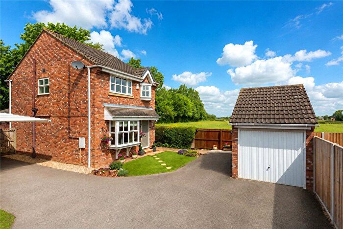 3 Bedroom Detached House For Sale In Walton Chase, Thorp Arch, Wetherby, West Yorkshire, LS23