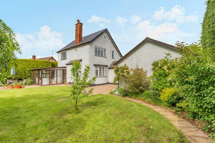 4 Bedroom Detached House For Sale In Back Lane, Leire, Leicestershire, LE17