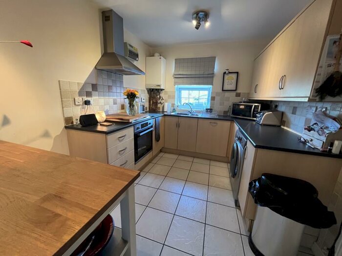 4 Bedroom Town House To Rent In Hambleton Avenue, North Hykeham, LN6