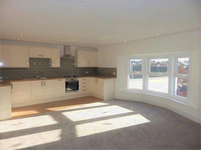 2 Bedroom Flat To Rent In Parade, Town Centre, Town Centre EX8