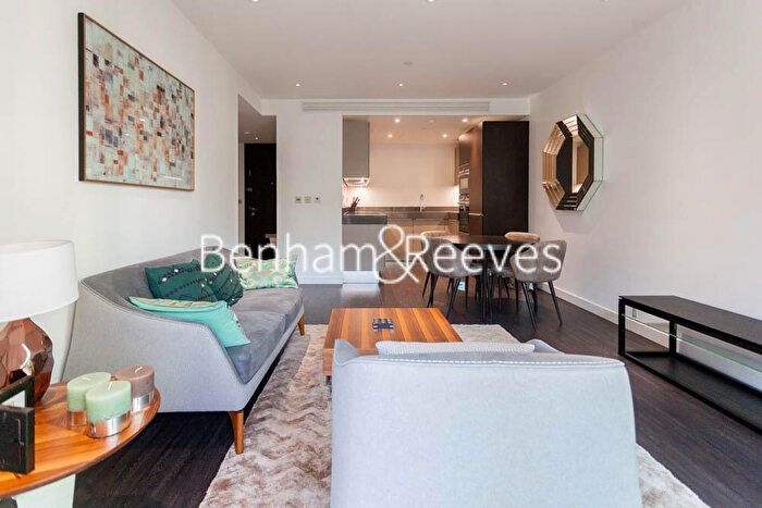 2 Bedroom Apartment To Rent In Canter Way, Wapping, E1