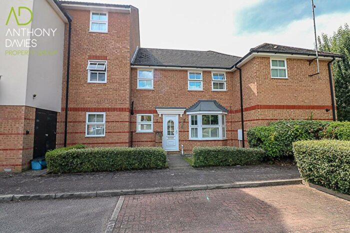 2 Bedroom Terraced House To Rent In Lee Close, Stanstead Abbotts, Ware, SG12
