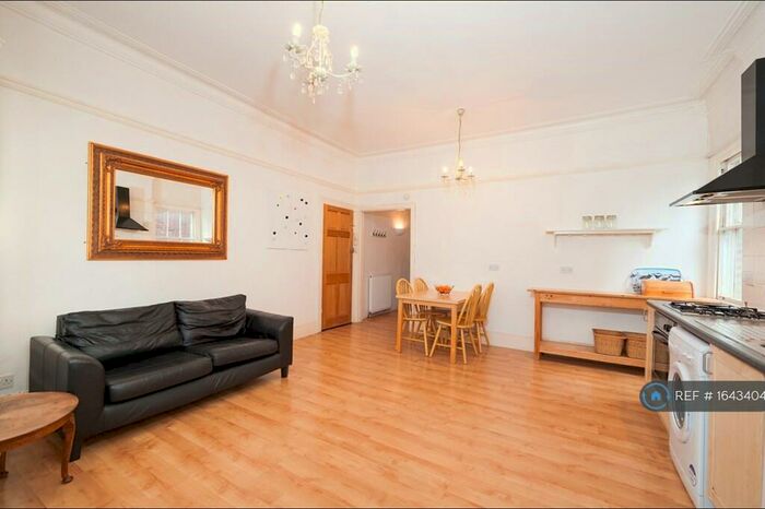 1 Bedroom Flat To Rent In Auckland Road, London, SE19