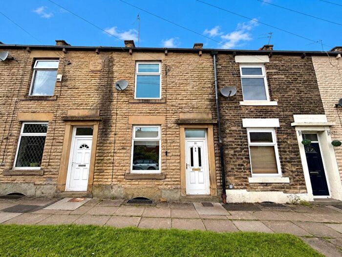 2 Bedroom Terraced House To Rent In Shawfield Lane, Norden, Rochdale, OL12