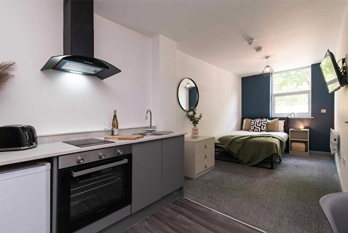 Studio To Rent In Room, Loudon Street, DE23