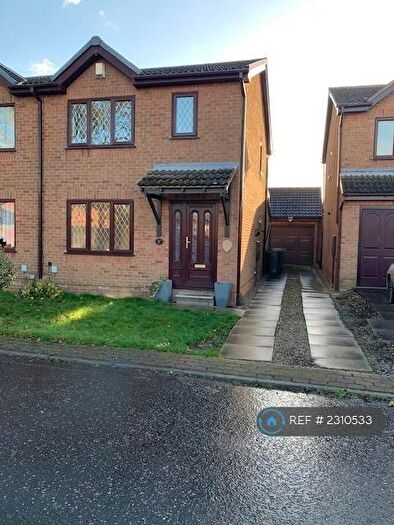3 Bedroom Semi-Detached House To Rent In Ings View, Methley, Leeds, LS26